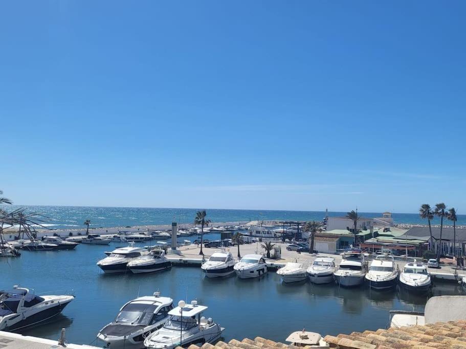 Casita Junto Al Mar En El Puerto De Cabopino Villa Marbella Exteriör bild