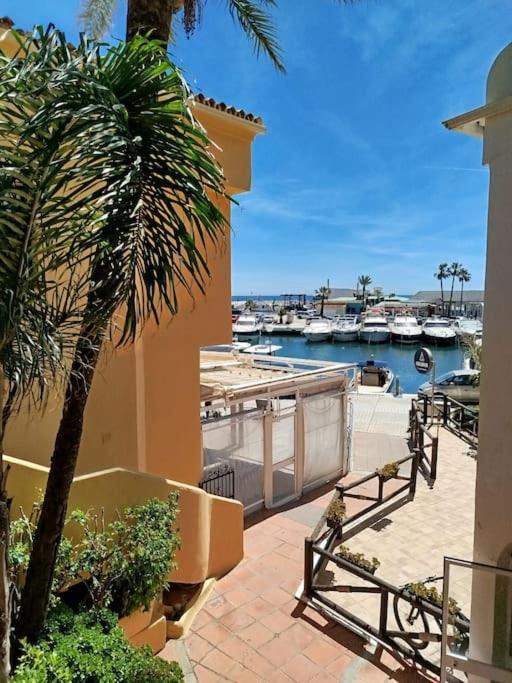 Casita Junto Al Mar En El Puerto De Cabopino Villa Marbella Exteriör bild